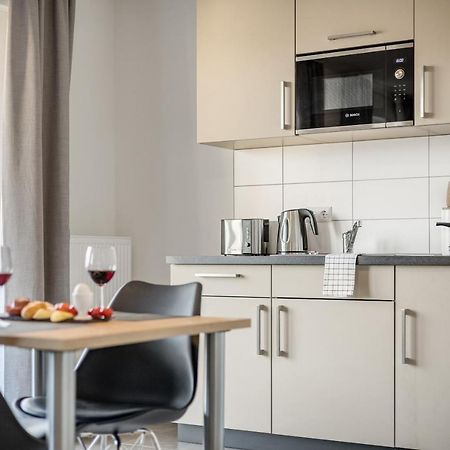 Empire Living: Denzlingen Marktplatz Bagian luar foto