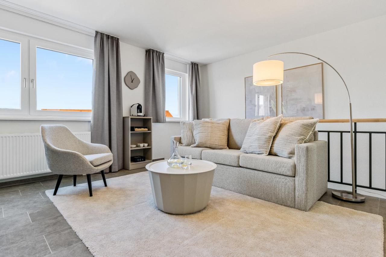 Empire Living: Denzlingen Marktplatz Bagian luar foto